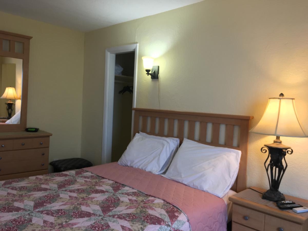 The Caroline Motel Холивуд Екстериор снимка